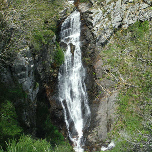 Cubserviès la Cascade invisible